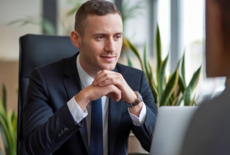 Les erreurs courantes à éviter lors d’un entretien de recrutement commercial